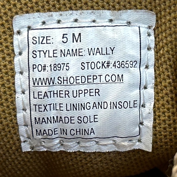 Nude Tan Mountain Creek Wally Suede Leather Comfort Shoes Sz 5M - Picture 9 of 10